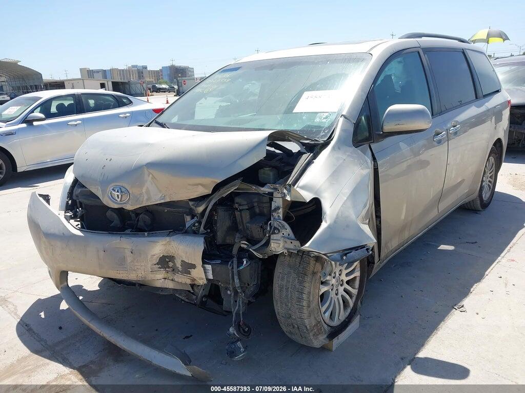5TDYK3DC6GS741912 2016 TOYOTA SIENNA photo no. 6