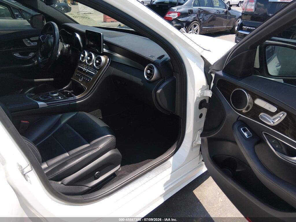 55SWF4JB4HU213402 2017 MERCEDES-BENZ C 300 photo no. 5