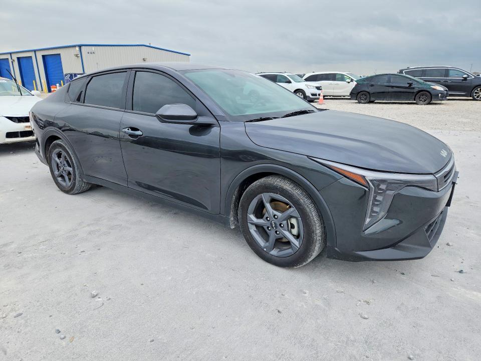 2025 KIA K4 LXS — Фото 4 из 12