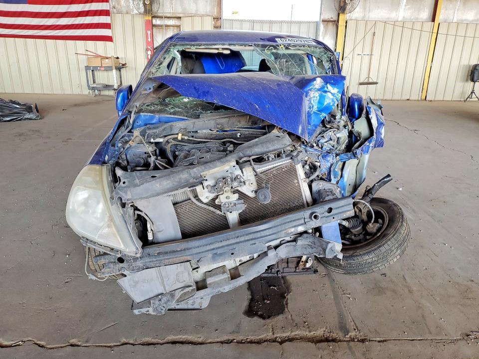 2012 NISSAN VERSA 1.8 S — Фото 5 из 12