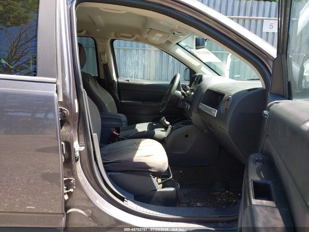 1C4NJCBB3GD506461 2016 JEEP COMPASS photo no. 5