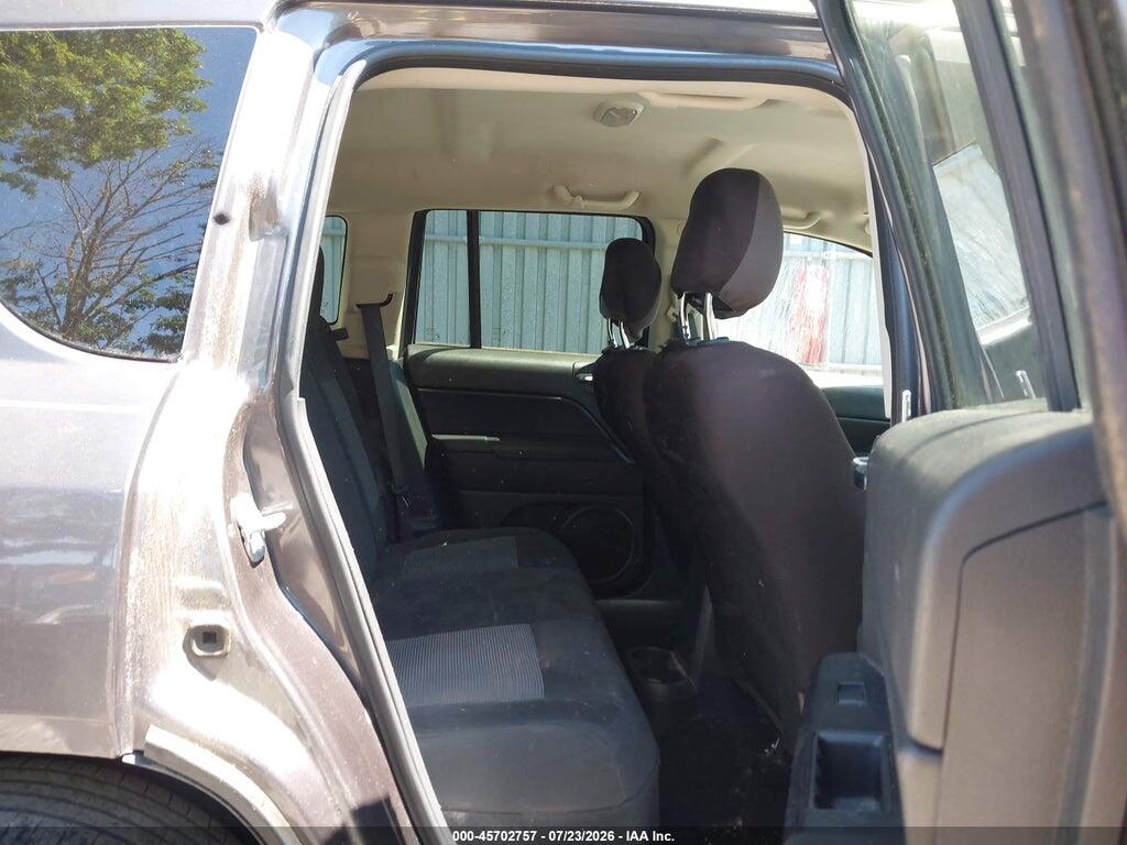 1C4NJCBB3GD506461 2016 JEEP COMPASS photo no. 8
