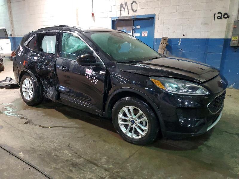 2020 FORD ESCAPE SE — Фото 4 из 13