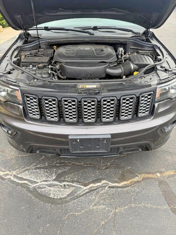 2018 JEEP GRAND CHEROKEE LAREDO — Фото 11 из 13