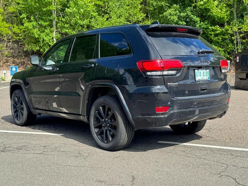 2018 JEEP GRAND CHEROKEE LAREDO — Фото 3 из 10