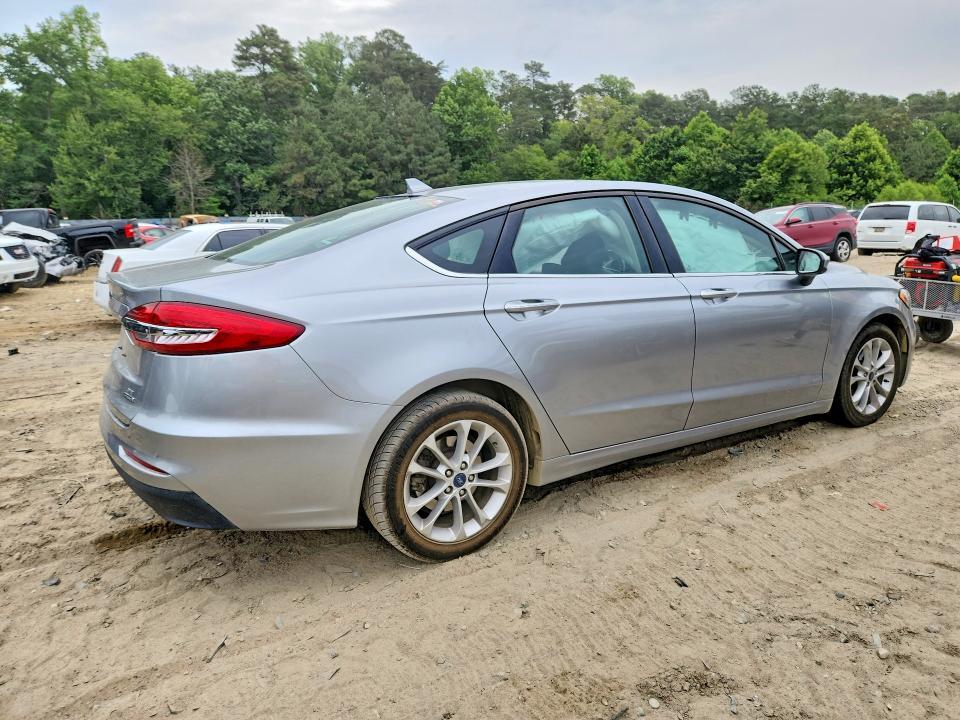 2020 FORD FUSION SE — Фото 3 из 12