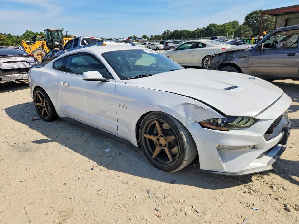 2020 FORD MUSTANG GT — Фото 4 из 12