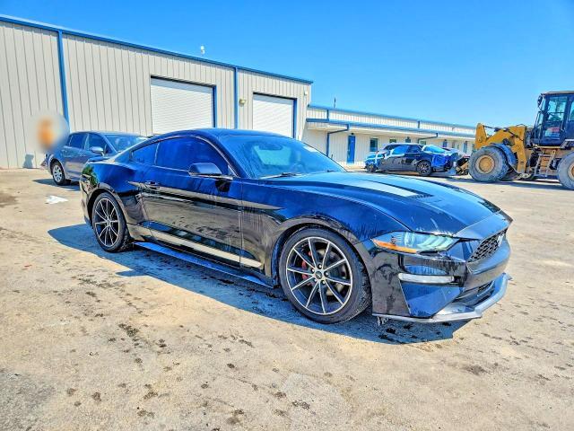 2020 FORD MUSTANG — Фото 4 из 12