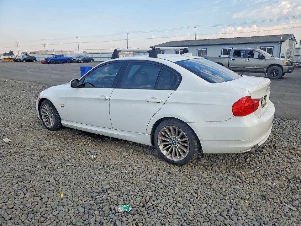 WBAPK5G55BNN26456 2011 BMW 328 photo no. 2