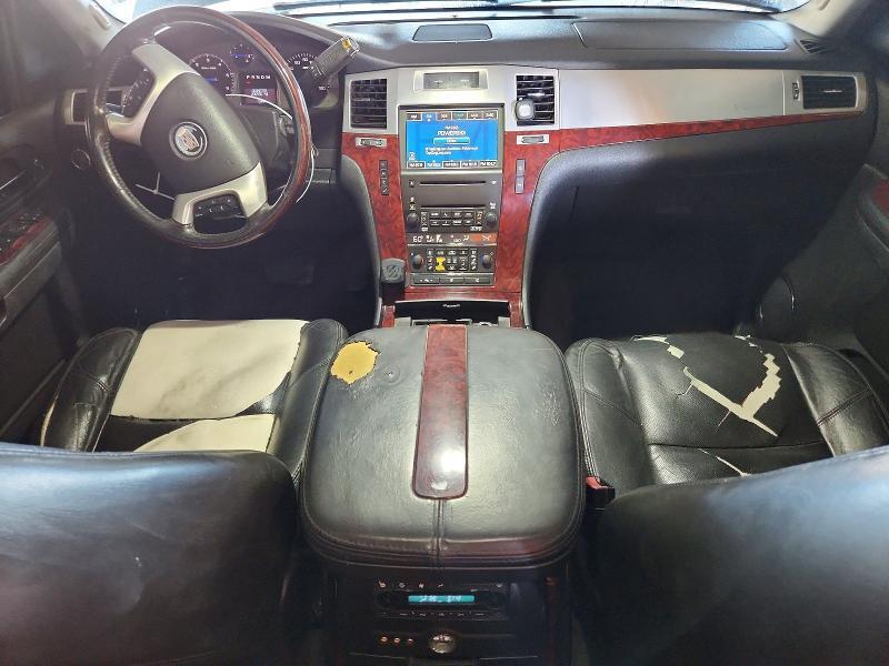 1GYEC63818R202753 2008 CADILLAC ESCALADE photo no. 8