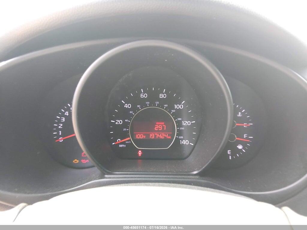 KNDJN2A22E7012392 2014 KIA SOUL photo no. 7
