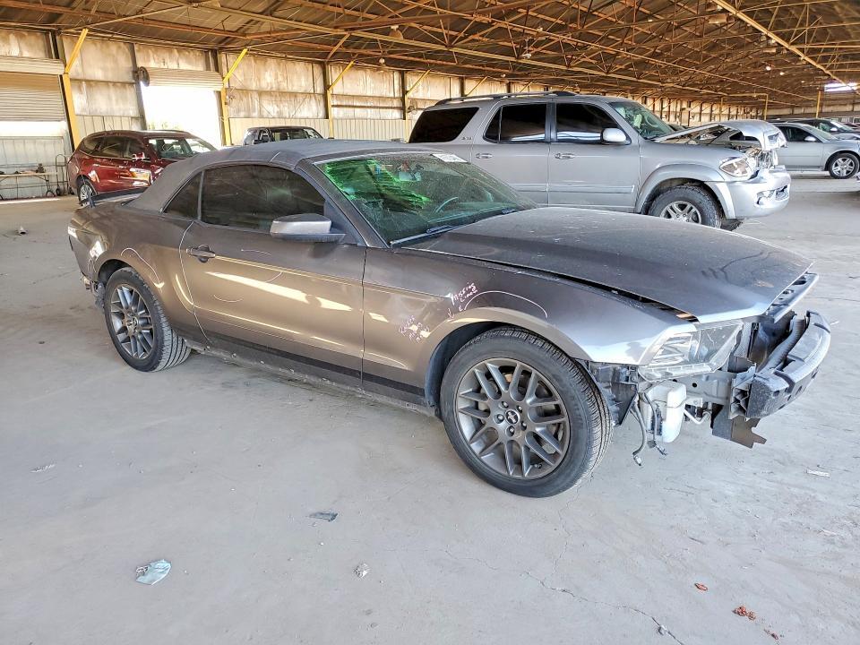 1ZVBP8EM1E5306596 2014 FORD MUSTANG photo no. 4