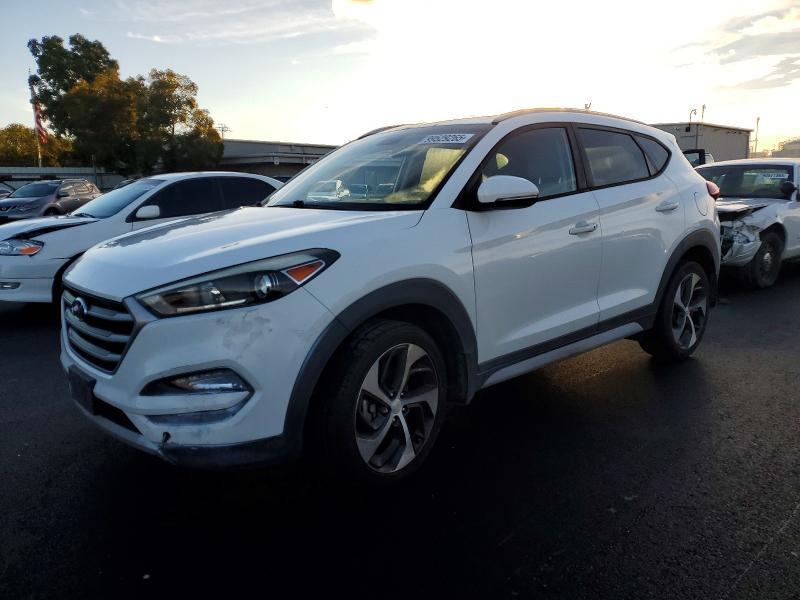 KM8J33A29HU470105 2017 HYUNDAI TUCSON photo no. 1