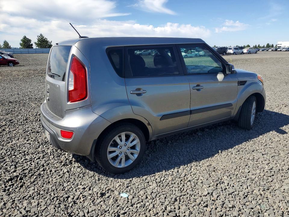 KNDJT2A68D7574420 2013 KIA SOUL photo no. 3