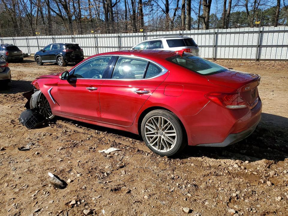 2020 GENESIS G70 — Фото 2 из 12