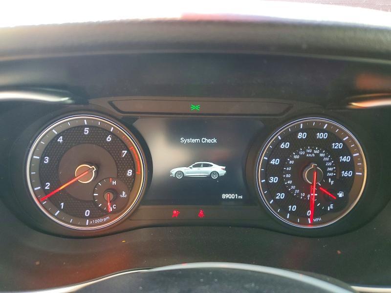 2020 GENESIS G70 — Фото 9 из 12