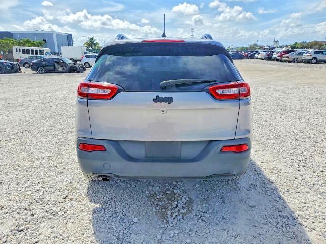 2018 JEEP CHEROKEE LATITUDE — Фото 6 из 12