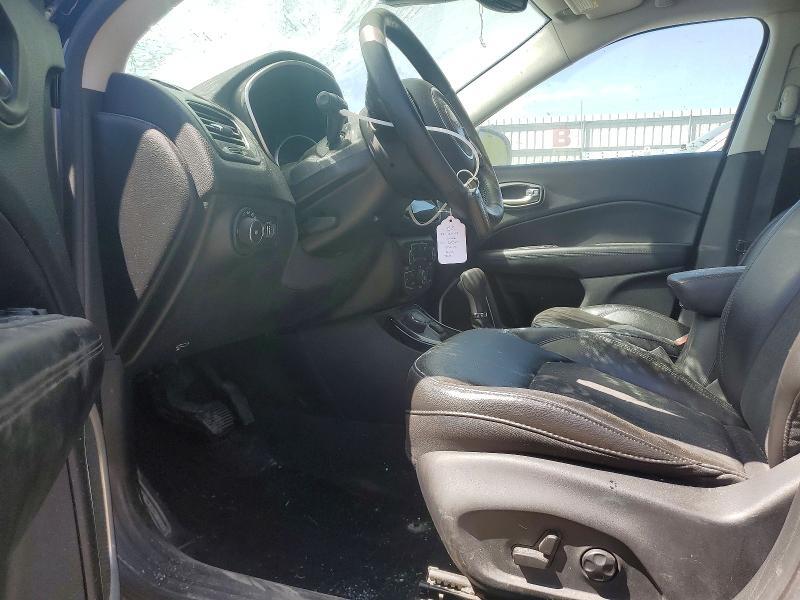 3C4NJDBB2JT325259 2018 JEEP COMPASS photo no. 7