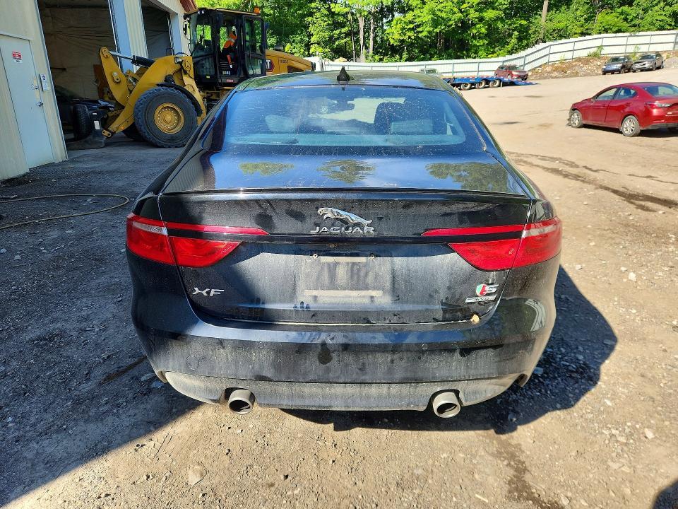 2020 JAGUAR XF S — Фото 6 из 12