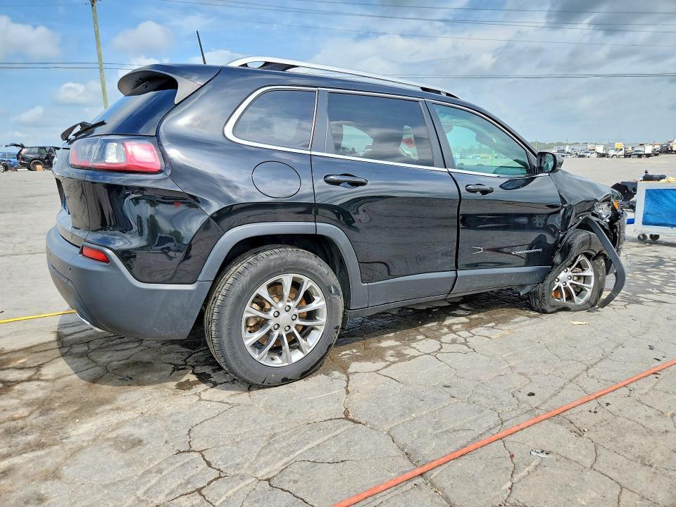 2020 JEEP CHEROKEE LATITUDE PLUS — Фото 3 из 13