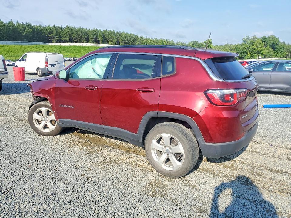 3C4NJDBB8LT241160 2020 JEEP COMPASS photo no. 2