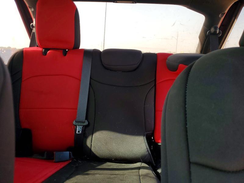2020 JEEP WRANGLER UNLIMITED SPORT — Фото 10 из 13