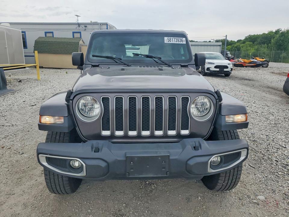 2020 JEEP WRANGLER UNLIMITED SAHARA — Фото 5 из 13