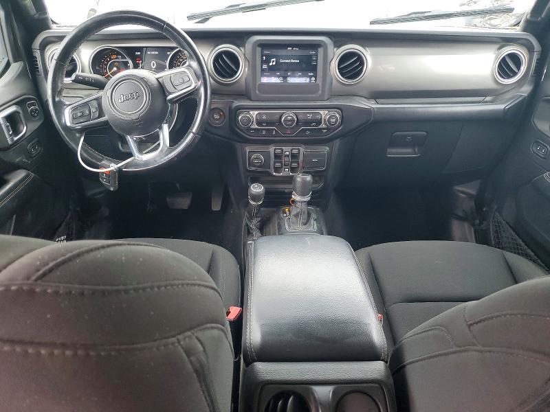 2020 JEEP WRANGLER UNLIMITED SAHARA — Фото 8 из 13