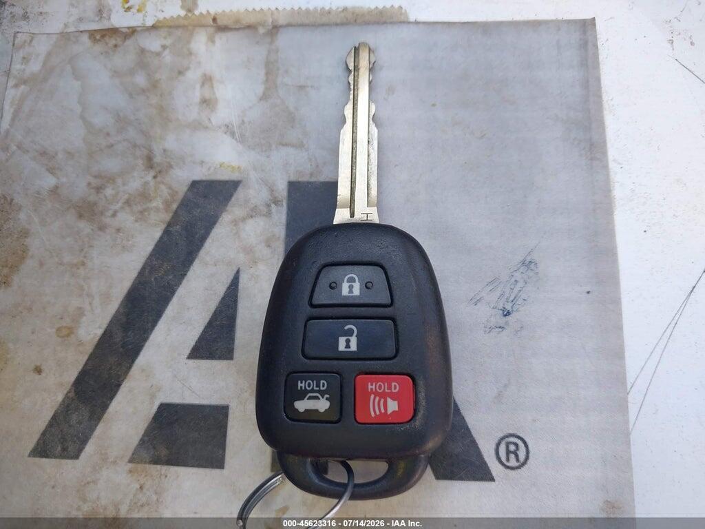 4T1BF1FK2HU268540 2017 TOYOTA CAMRY photo no. 11