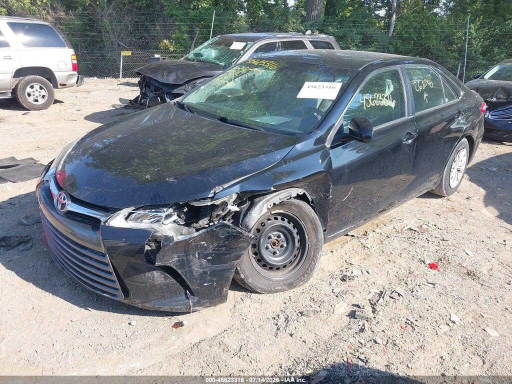 4T1BF1FK2HU268540 2017 TOYOTA CAMRY photo no. 2