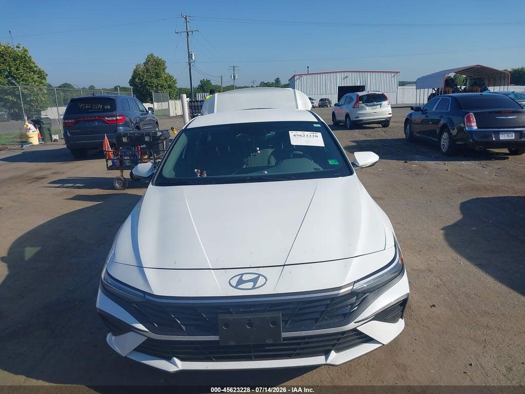KMHLM4DGXRU819681 2024 HYUNDAI ELANTRA photo no. 11