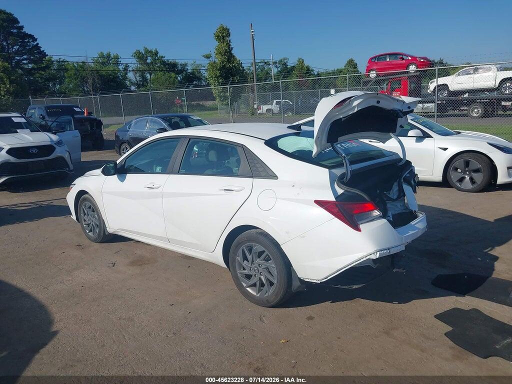 KMHLM4DGXRU819681 2024 HYUNDAI ELANTRA photo no. 3