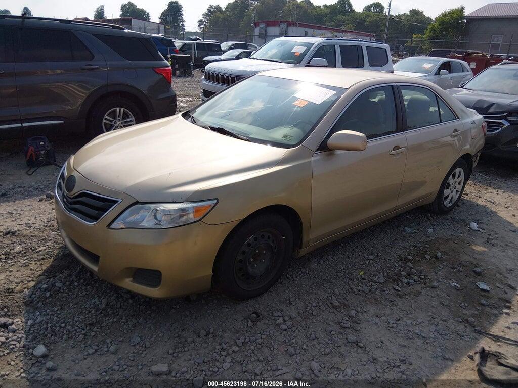 4T1BF3EK1BU756186 2011 TOYOTA CAMRY photo no. 2