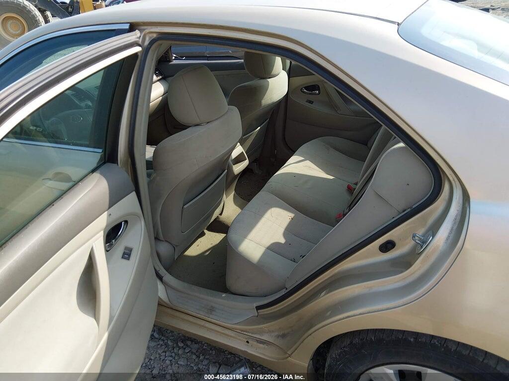 4T1BF3EK1BU756186 2011 TOYOTA CAMRY photo no. 8