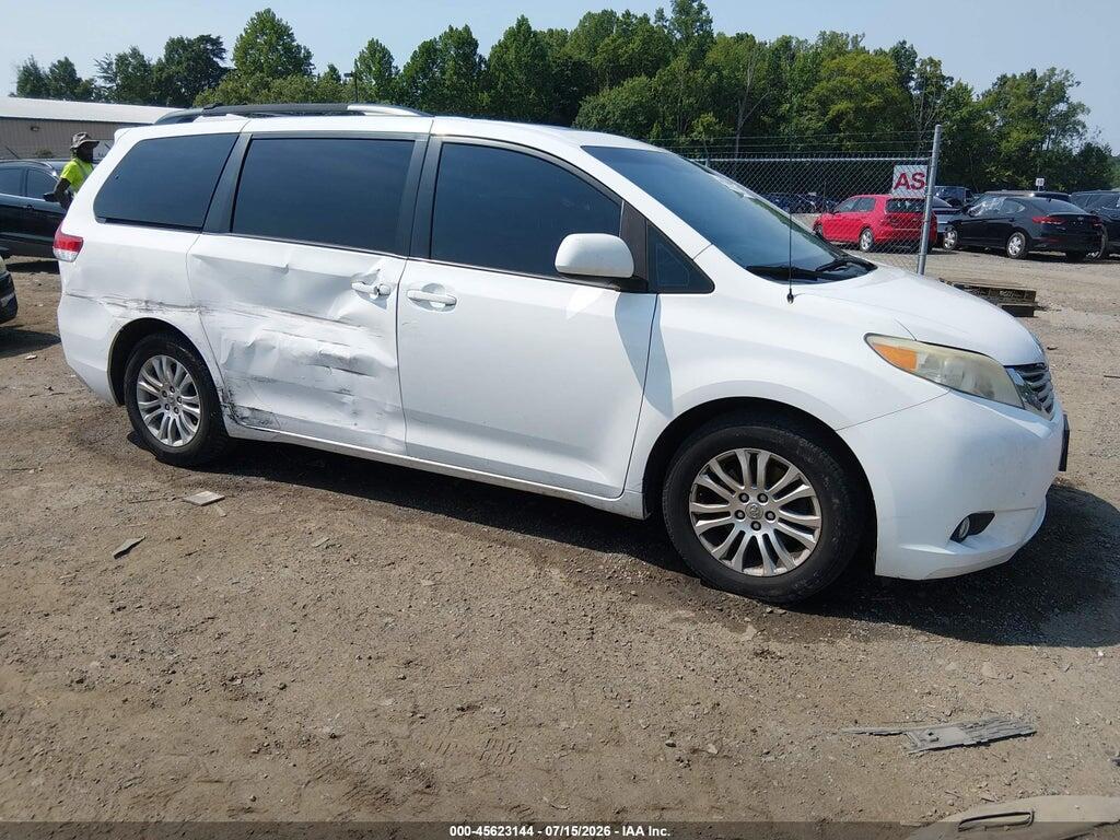 5TDYK3DCXCS245280 2012 TOYOTA SIENNA photo no. 1