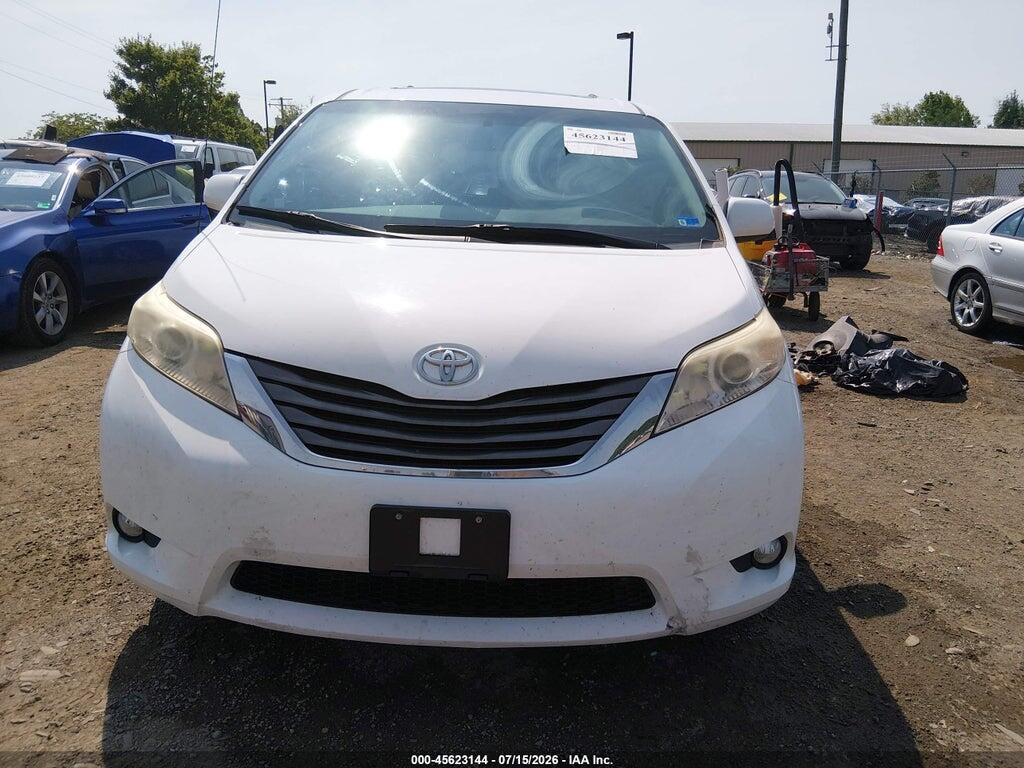 5TDYK3DCXCS245280 2012 TOYOTA SIENNA photo no. 12