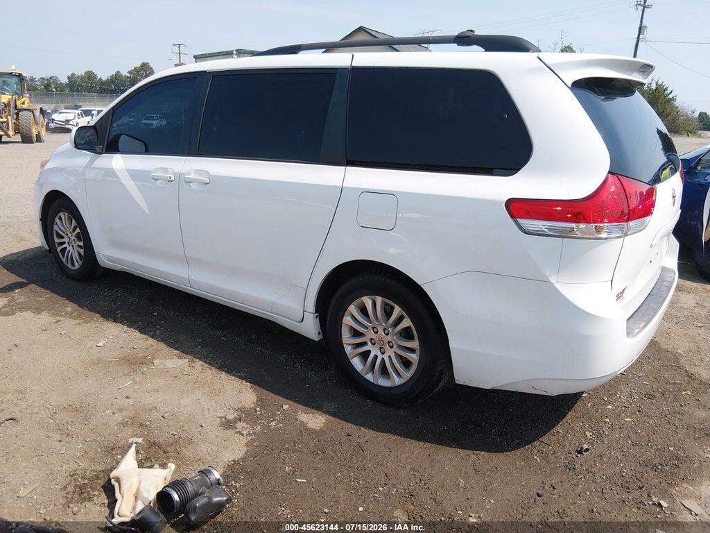 5TDYK3DCXCS245280 2012 TOYOTA SIENNA photo no. 3