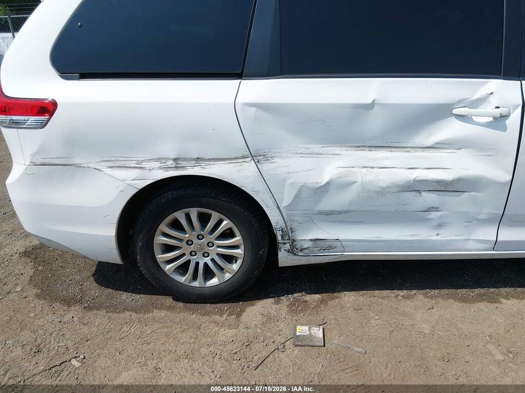 5TDYK3DCXCS245280 2012 TOYOTA SIENNA photo no. 6