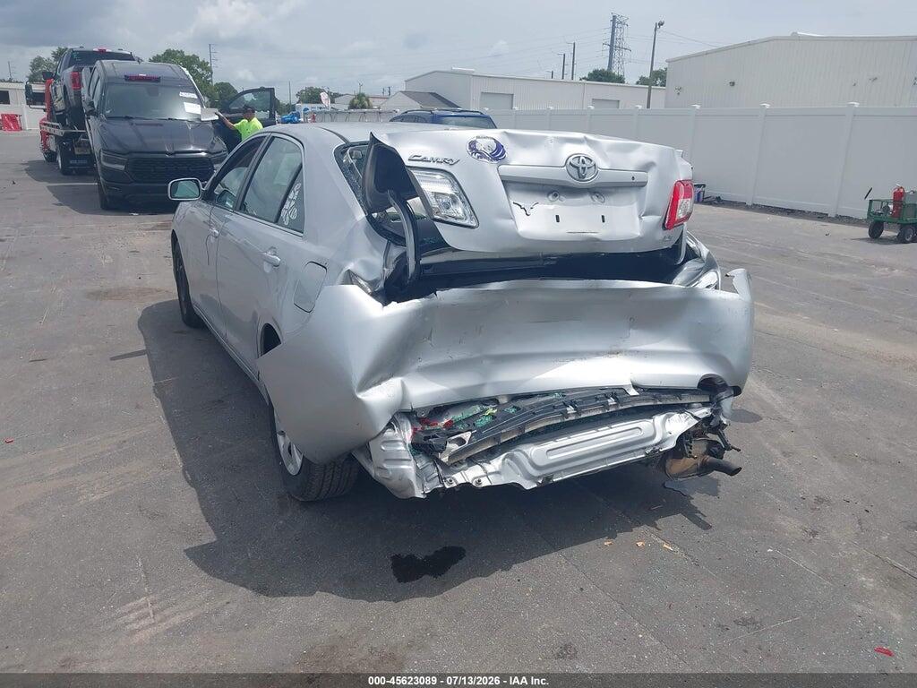 4T1BF3EK4BU776187 2011 TOYOTA CAMRY photo no. 3