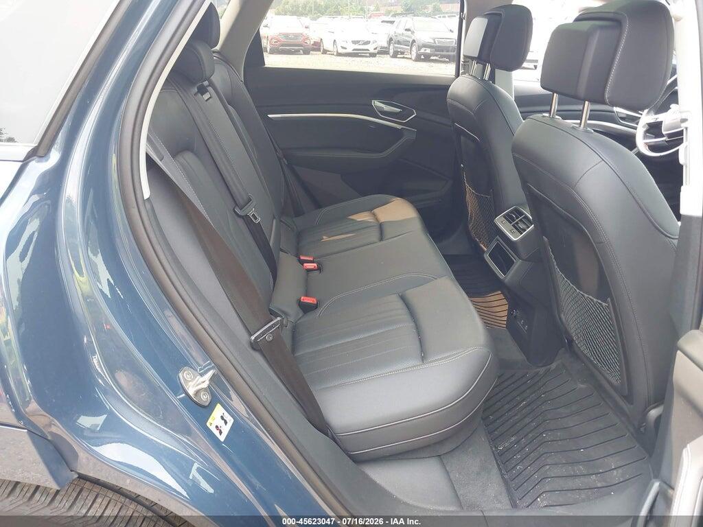 WA15AAGE7RB010451 2024 AUDI Q8 E-TRON photo no. 8