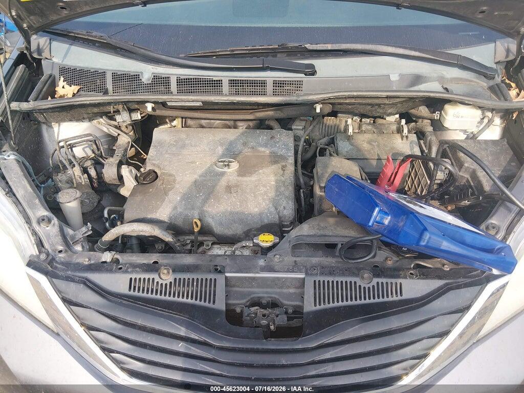 5TDJK3DC8ES078549 2014 TOYOTA SIENNA photo no. 10