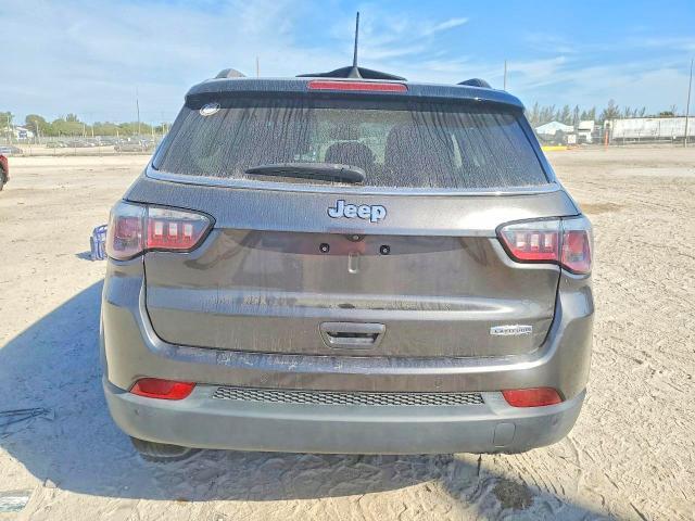 2018 JEEP COMPASS LATITUDE — Фото 6 из 13