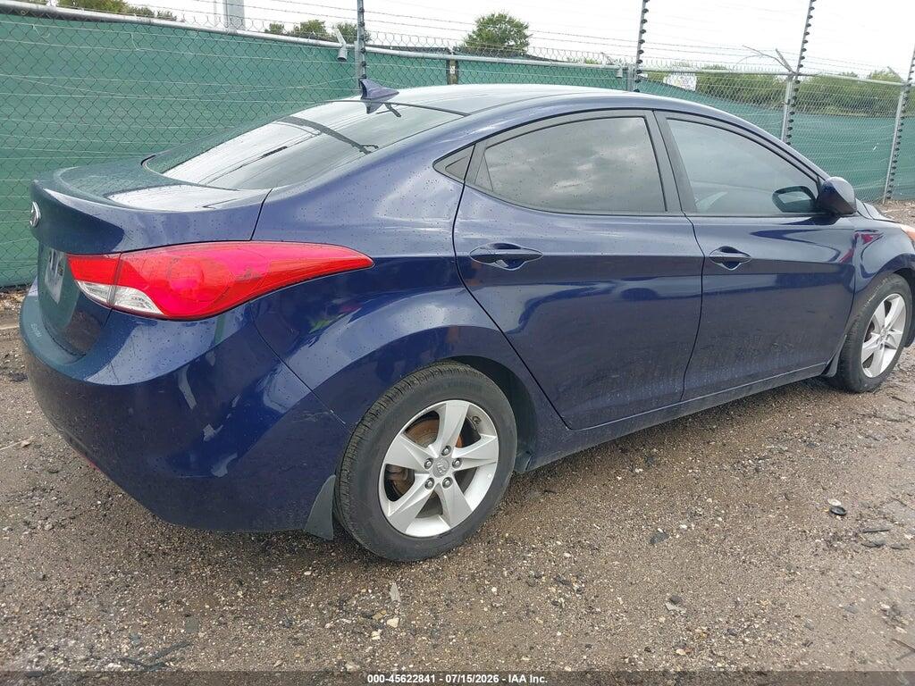 5NPDH4AE5DH302355 2013 HYUNDAI ELANTRA photo no. 4