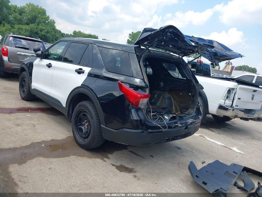 1FM5K8AB2PGA04417 2023 FORD POLICE INTERCEPTOR UTILITY photo no. 3