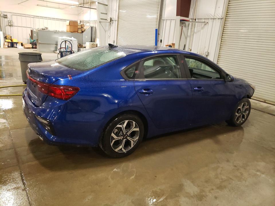 2020 KIA FORTE LXS — Фото 3 из 12