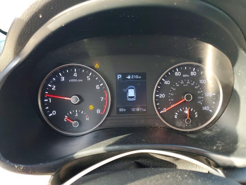 3KPA25AD0LE334442 2020 KIA RIO 5-DOOR photo no. 9