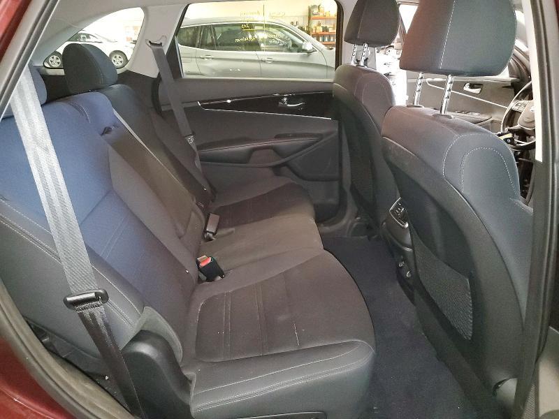 2020 KIA SORENTO LX — Фото 11 из 13
