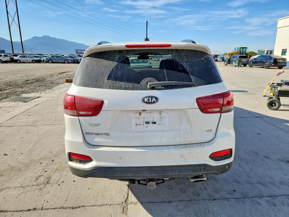 2020 KIA SORENTO S — Фото 6 из 13