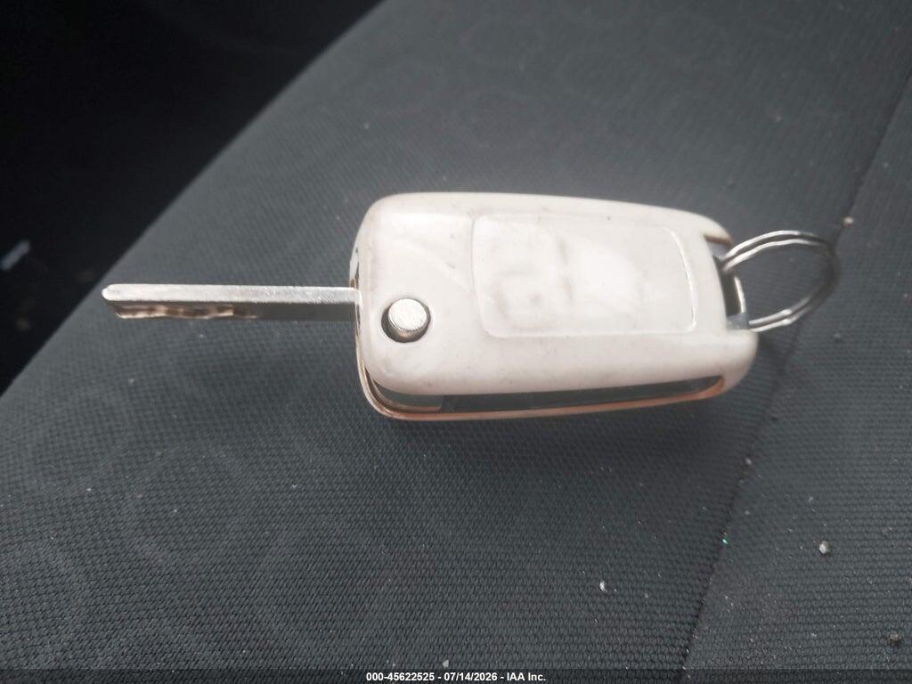3GNCJKSB1HL213243 2017 CHEVROLET TRAX photo no. 11