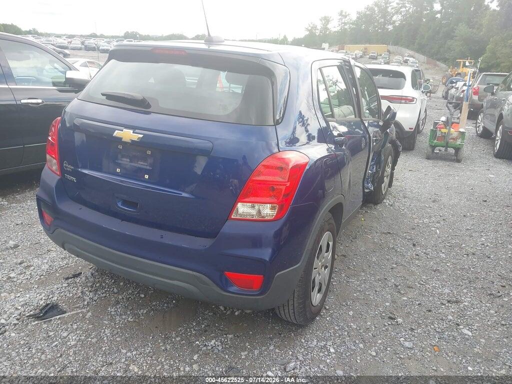 3GNCJKSB1HL213243 2017 CHEVROLET TRAX photo no. 4